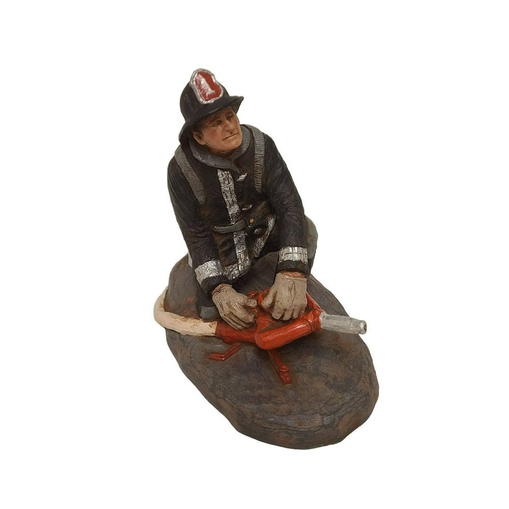 Michael Garman Productions Nozzleman Firefighter Statue Fireman Art Hand Painted
